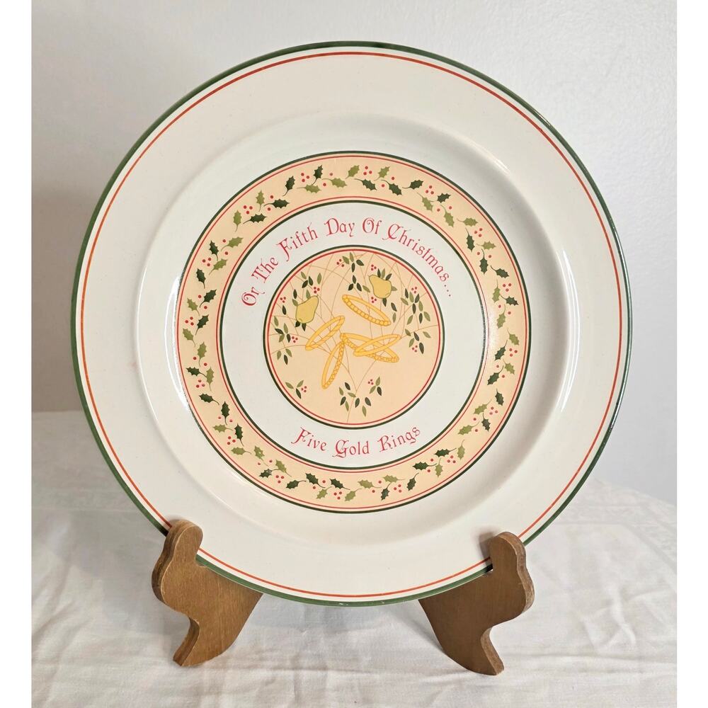 Vintage Anchor Hocking Stoneware Collector Plate 5th Day of Christmas 10 1/2"
